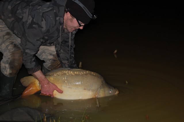 29lb Mirror at Oakview Carp Fishing in France with Accommodation