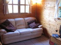 Accommodation photos at Molyneux carp lake in France.