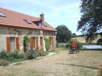 Accommodation photos at Notaires carp lake in France.