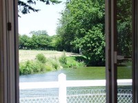 Accommodation photos at Watersmeet carp lake in France.