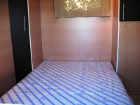 Accommodation photos at Lords carp lake in France.