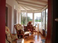 Accommodation photos at Watersmeet carp lake in France.