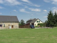 Accommodation photos at Toms carp lake in France.