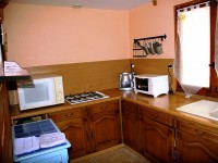 Accommodation photos at Laroussi carp lake in France.