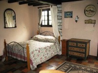 Accommodation photos at Hideaway carp lake in France.