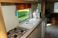 Accommodation photos at Genets carp lake in France.
