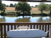 Accommodation photos at Boomerang carp lake in France.