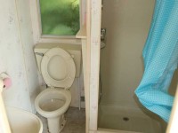 Accommodation photos at Commons carp lake in France.
