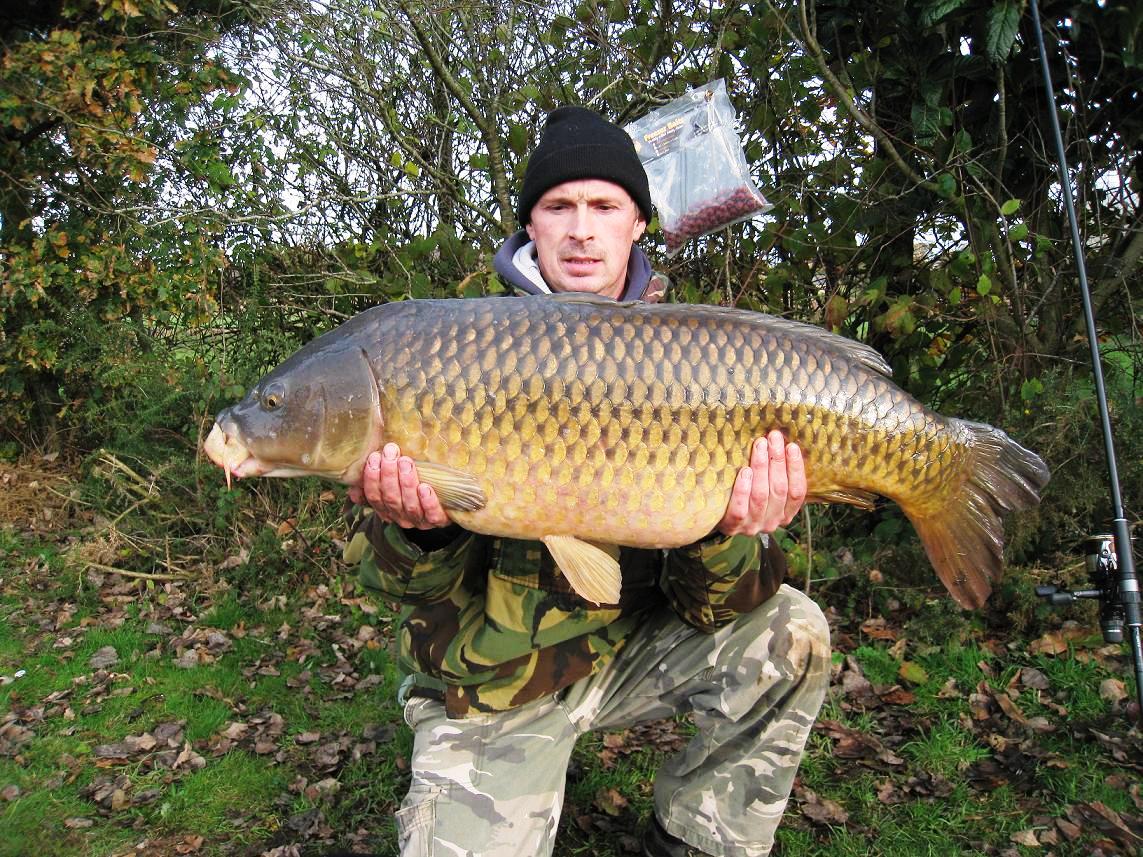Carp fishing in France at Monument