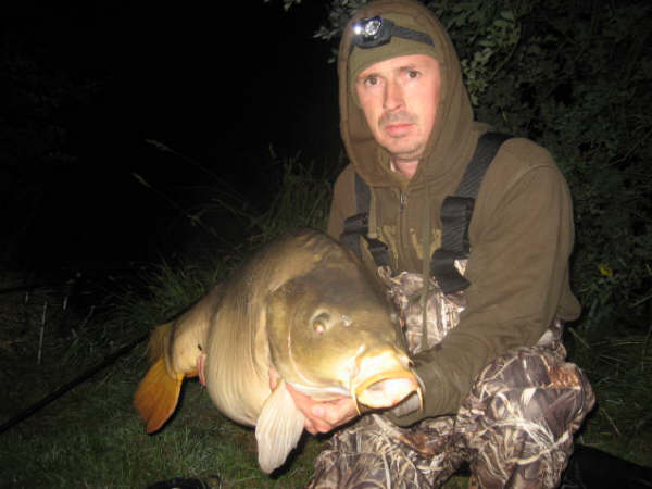 Carp fishing in France at Monument