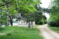 The shower block at Molyneux carp lake in France.