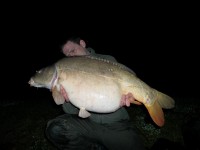 A 34lb Carp from Blue Lake in Apr 2012 by Mark Aughton