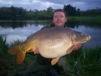A 38lb Carp from Sapphire in Apr 2012 by Mark Barker