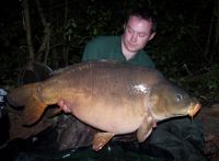 A 60lb Carp from  in Apr 2006 by A 60lb 2oz  Carp name 'Issac' is caught at Chapel Lake