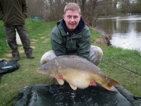 A 38lb Carp from Alder in Apr 2012 by Sam