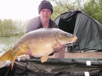 A 35lb Carp from Blue Lake in May 2012 by david rowell