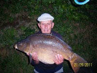 A 37lb Carp from Vaux in Sep 2011 by Chas