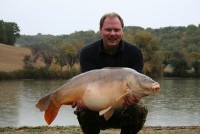 A 45lb Carp from Mas Bas Main Lake in Oct 2011 by Sander Beijderwellen