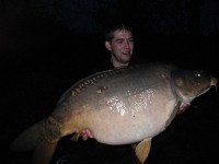 A 42lb Carp from Genets in May 2012 by Aaron Ludlow. PB.