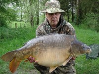 A 30lb Carp from Genets in May 2012 by Mark Ludlow.