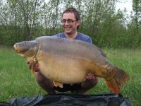 A 72lb Carp from  in May 2006 by Dave Storey - complex record!