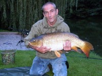 A 25lb Carp from Toms in Aug 2011 by Kevin