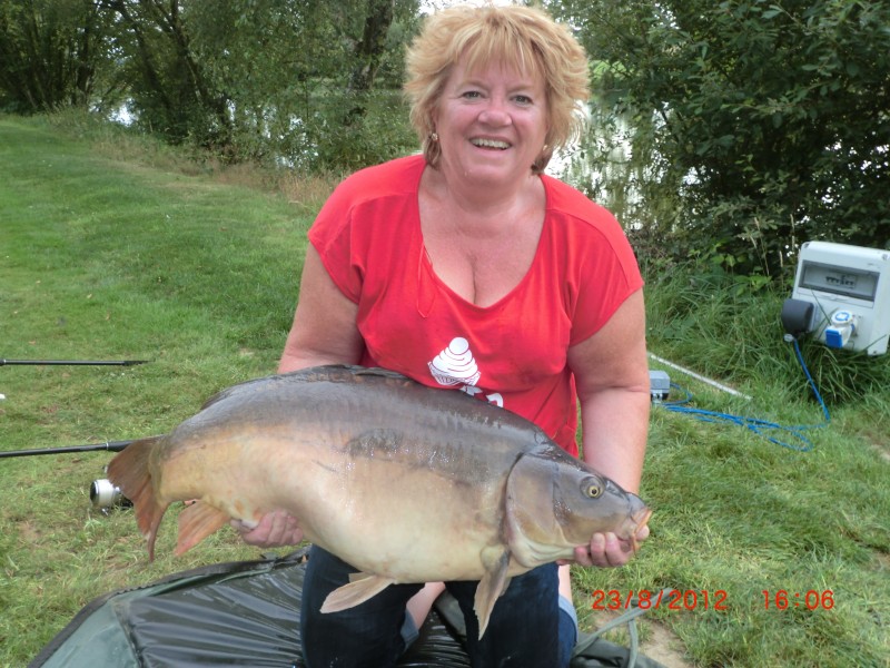 40lb 4oz carp from Watersmeet