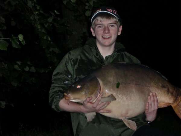 42lb 2oz carp from Watersmeet