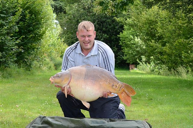 41lb 8oz carp from Watersmeet