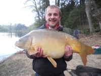 A 32lb Carp from Oakwood in Apr 2012 by Chris