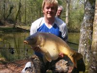 The 33lb 10oz Mirror The 33lb 10oz Mirror