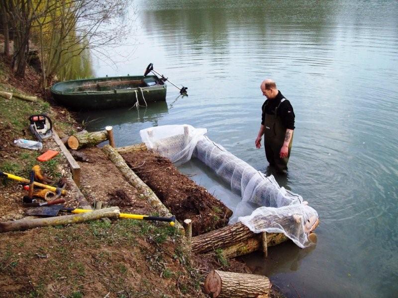 Molyneux French carp lake