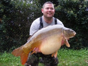 Dave with his 32lb Mirror