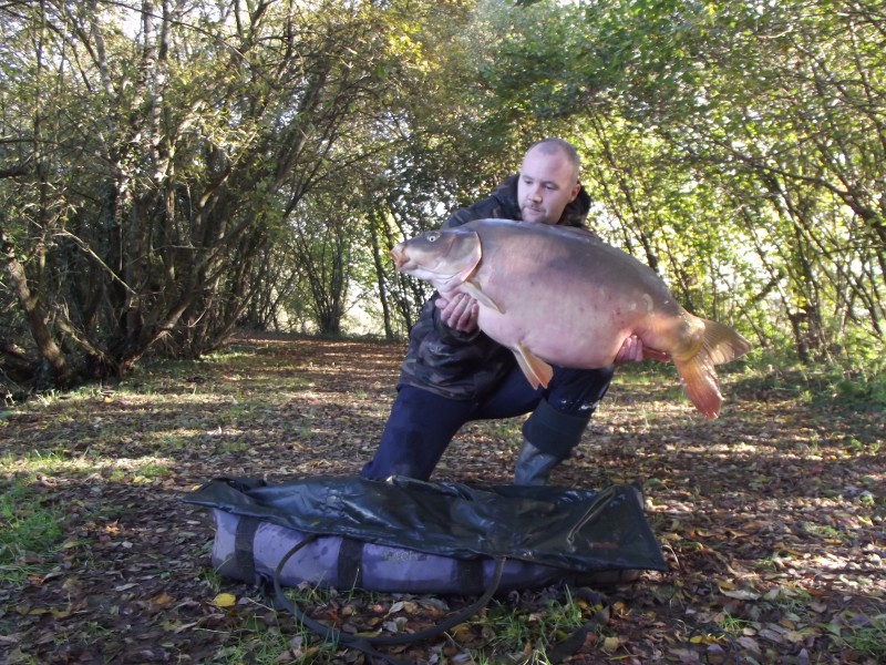 Winter Carp Fishing in France - Angling Lines Blog 🎣