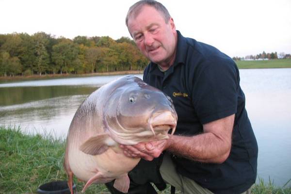 large french carp fishing