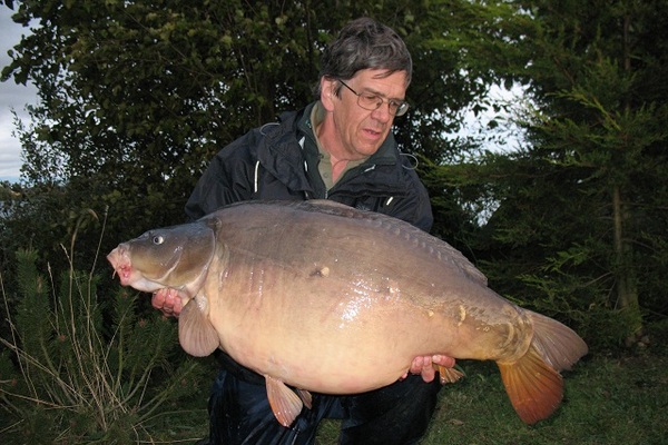An english 40lb mirror carp