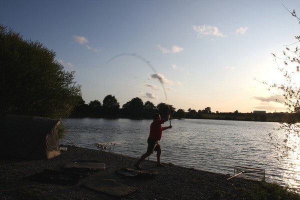 carp fishing re casting your rods