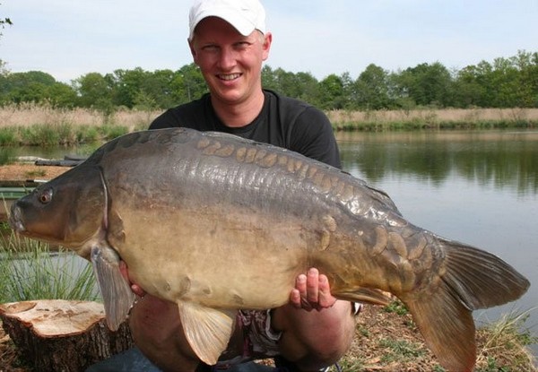 castle lake carp fishing