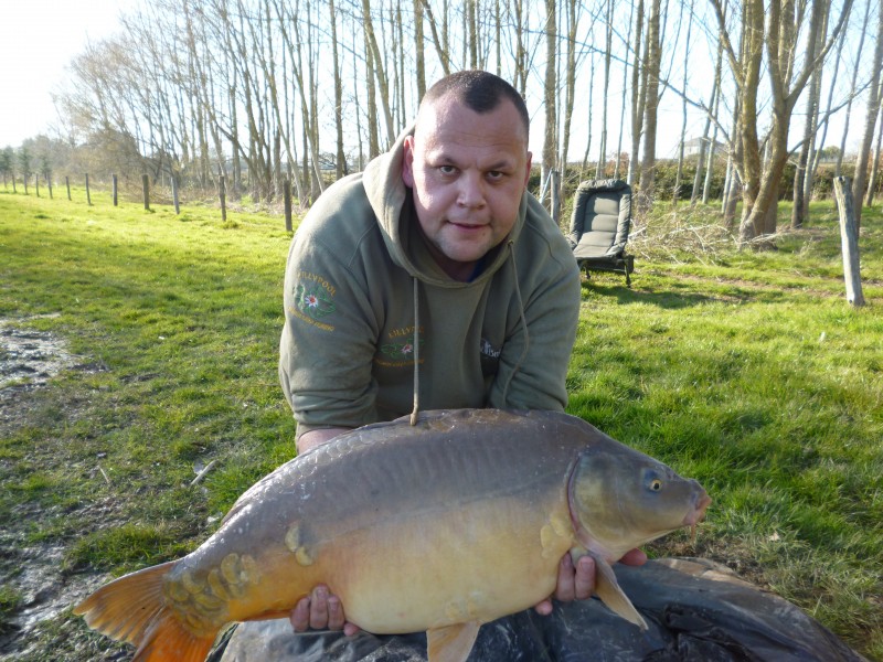 French Carp Fishing at Lillypool