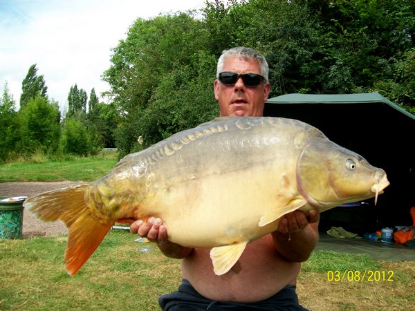 Villefonds Big Carp History