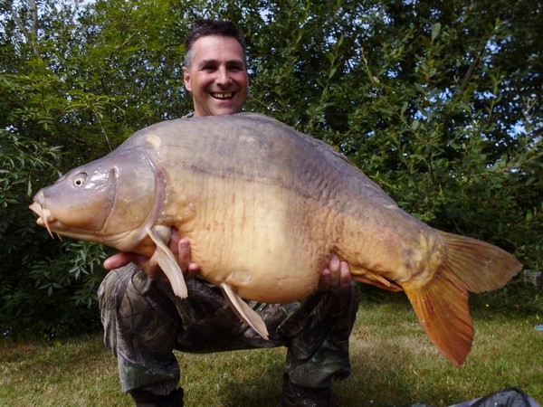 spawned out Villefond carp fishing lake in france