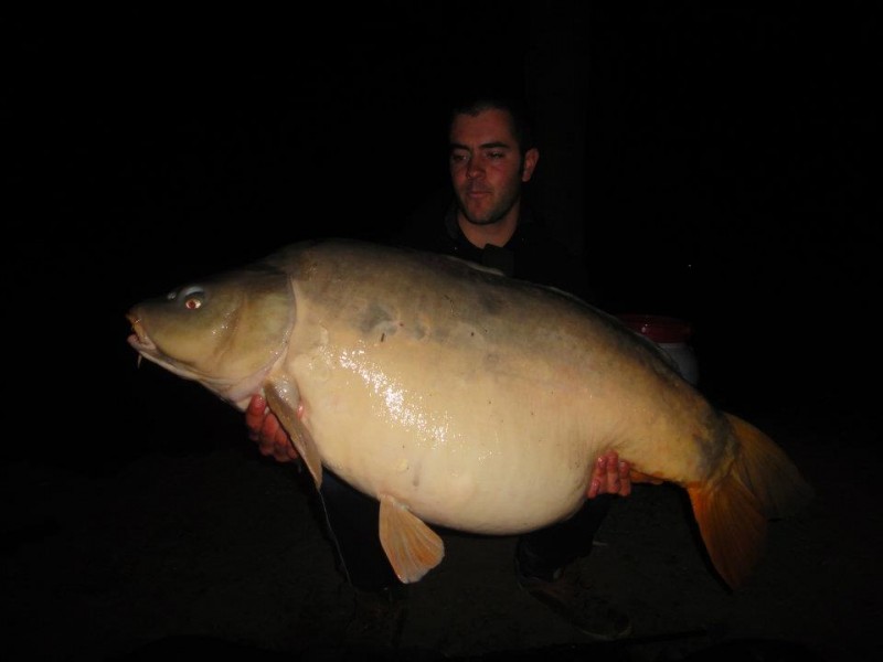 Vaumigny Carp Fishing in France