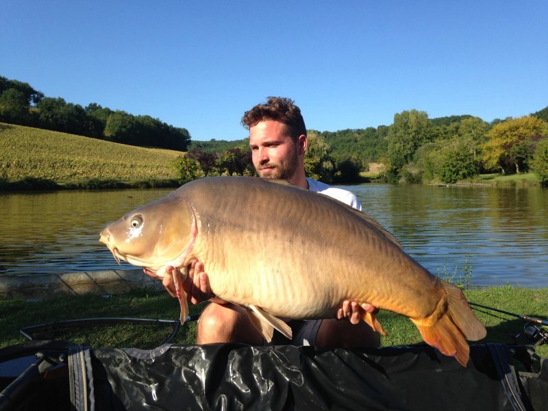 CARP FISHING IN FRANCE WITH ACCOMMODATION