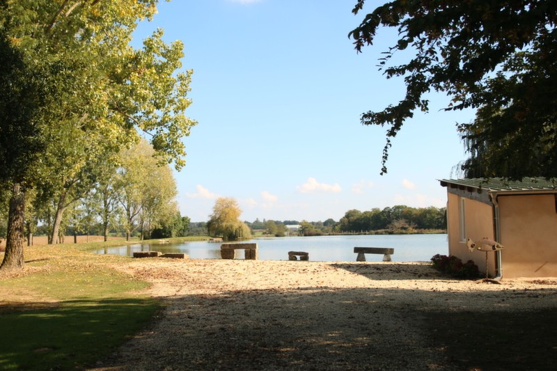 french carp fishing with accommodation