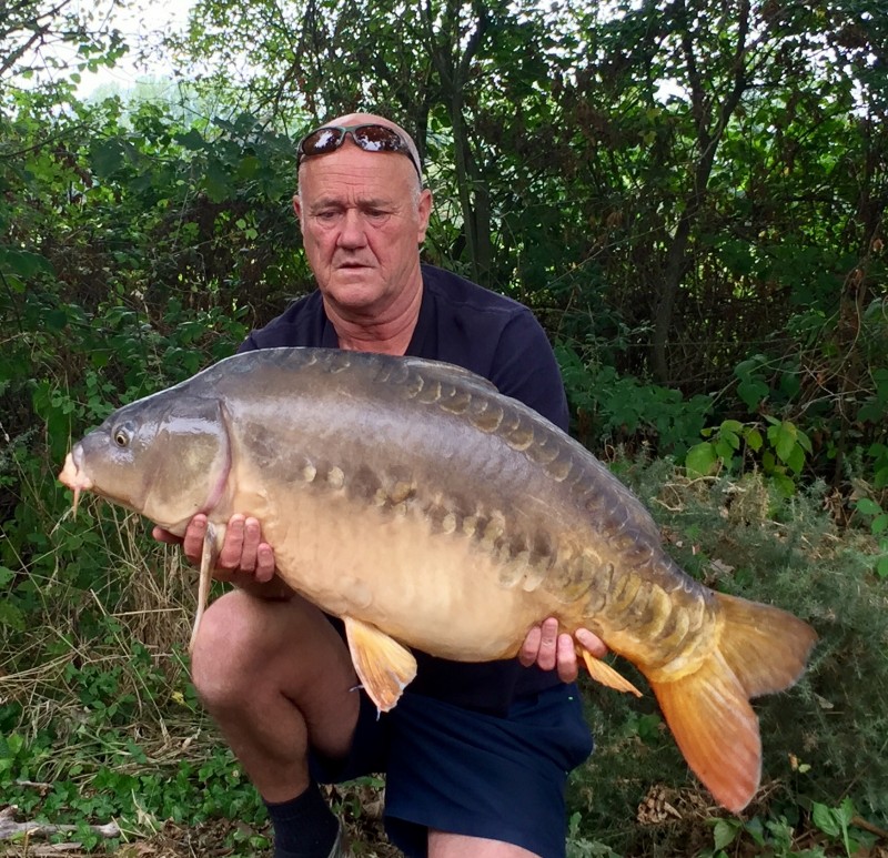 French fishing lakes Old Oaks