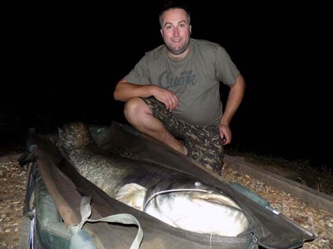 lake record catfish at Molyneux in France