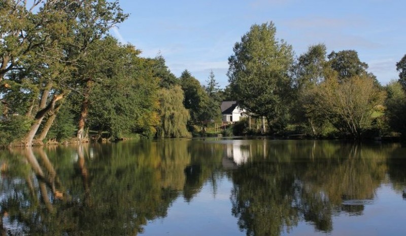french carp fishing with accommodation