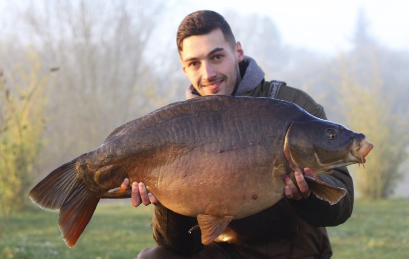 French carp lake Deux Iles