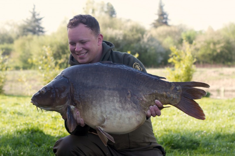 Carp fishing in france Deux Iles