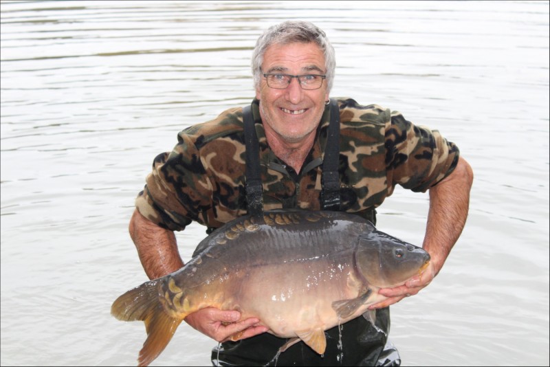french carp fishing lake